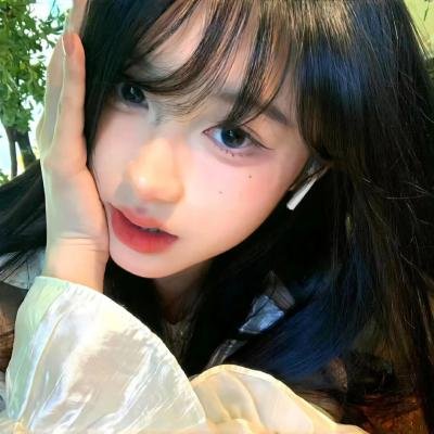 群莺乱飞